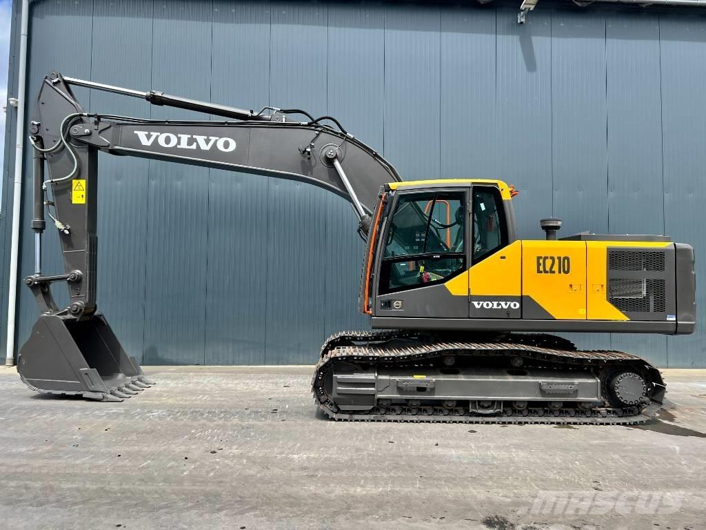 Volvo EC210 Gravemaskiner på larvebånd