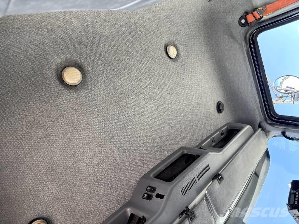 Mack CHU 613 Bjærgningskøretøjer