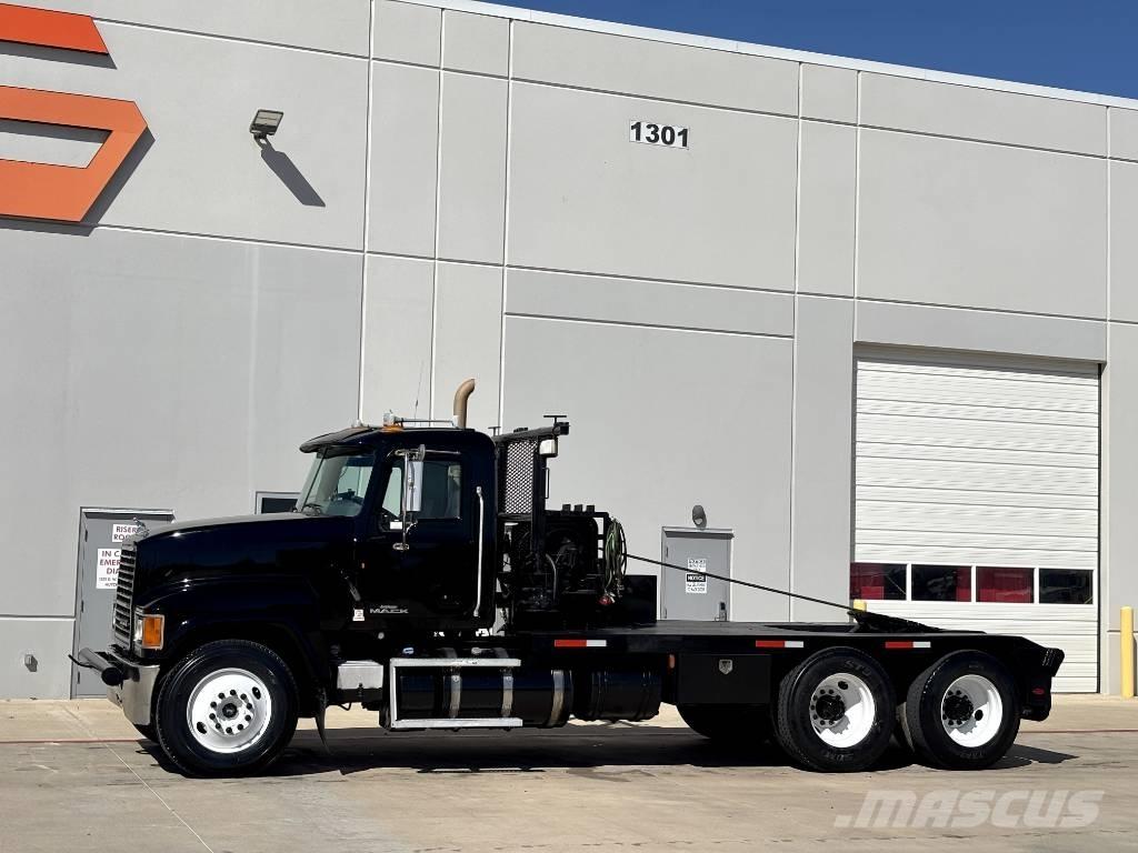 Mack CHU 613 Bjærgningskøretøjer