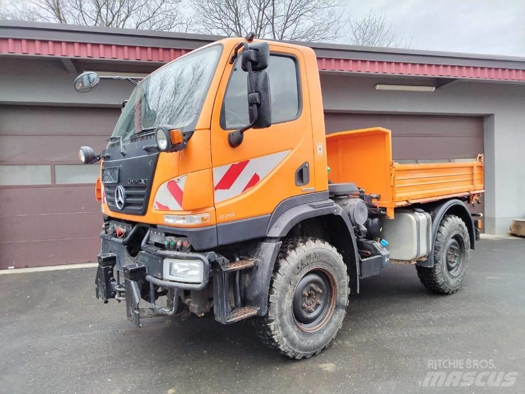Mercedes-Benz U20 Redskabsbærere