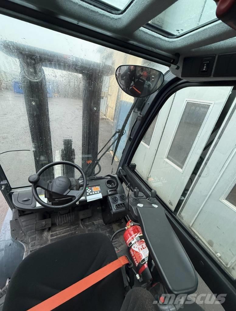 Toyota truck 8FD30F Diesel gaffeltrucks