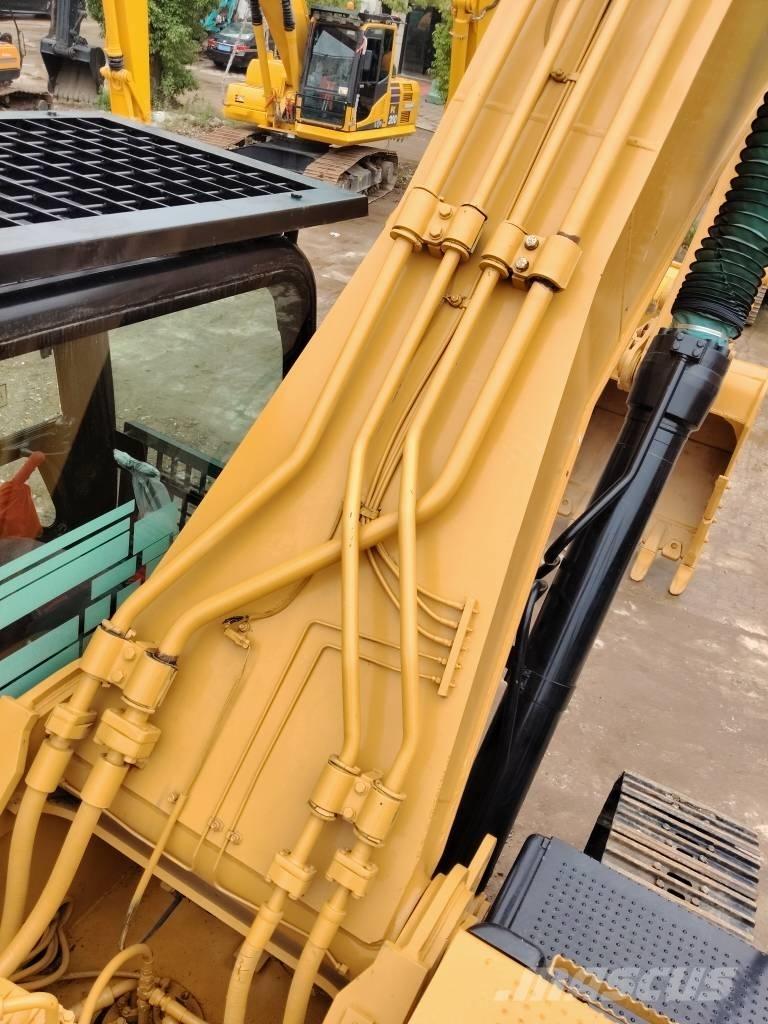 CAT 330 D Gravemaskiner på larvebånd