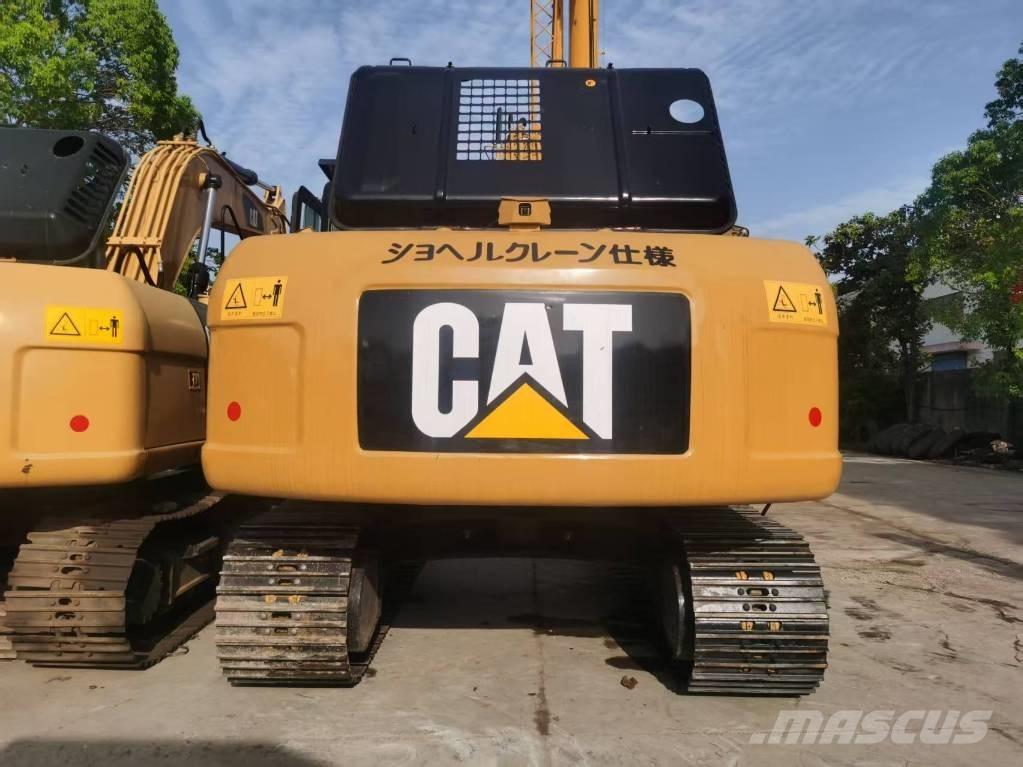 CAT 320D2 Gravemaskiner på larvebånd