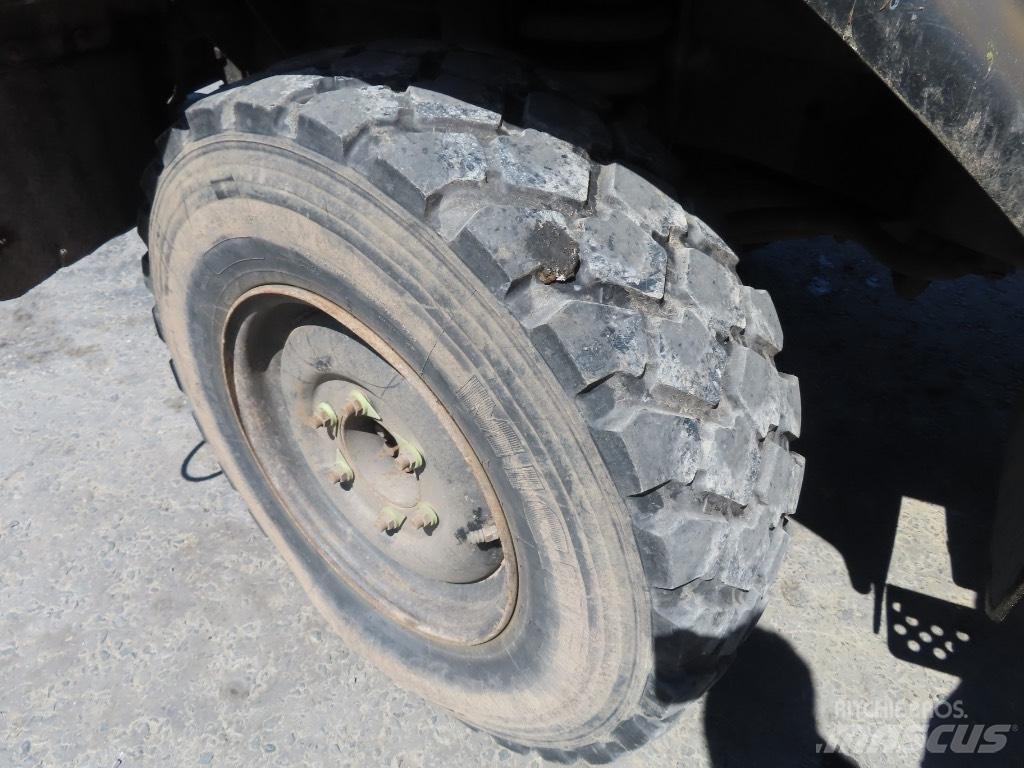 Unimog U 140 Andre lastbiler