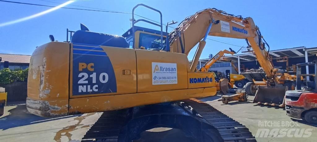 Komatsu PC 210 NLC-8 Gravemaskiner på larvebånd