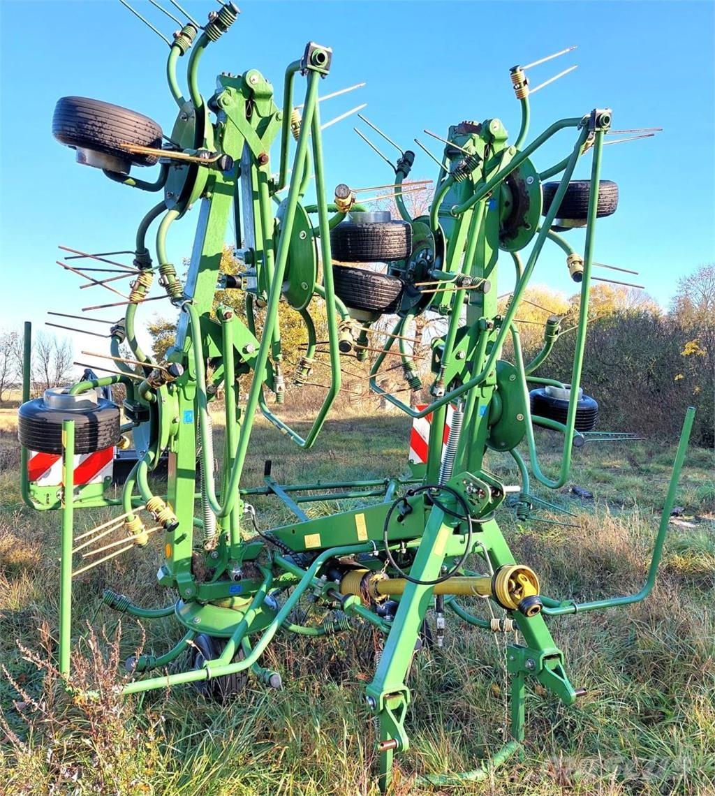 Krone KW 8.82/8 River og høvendere