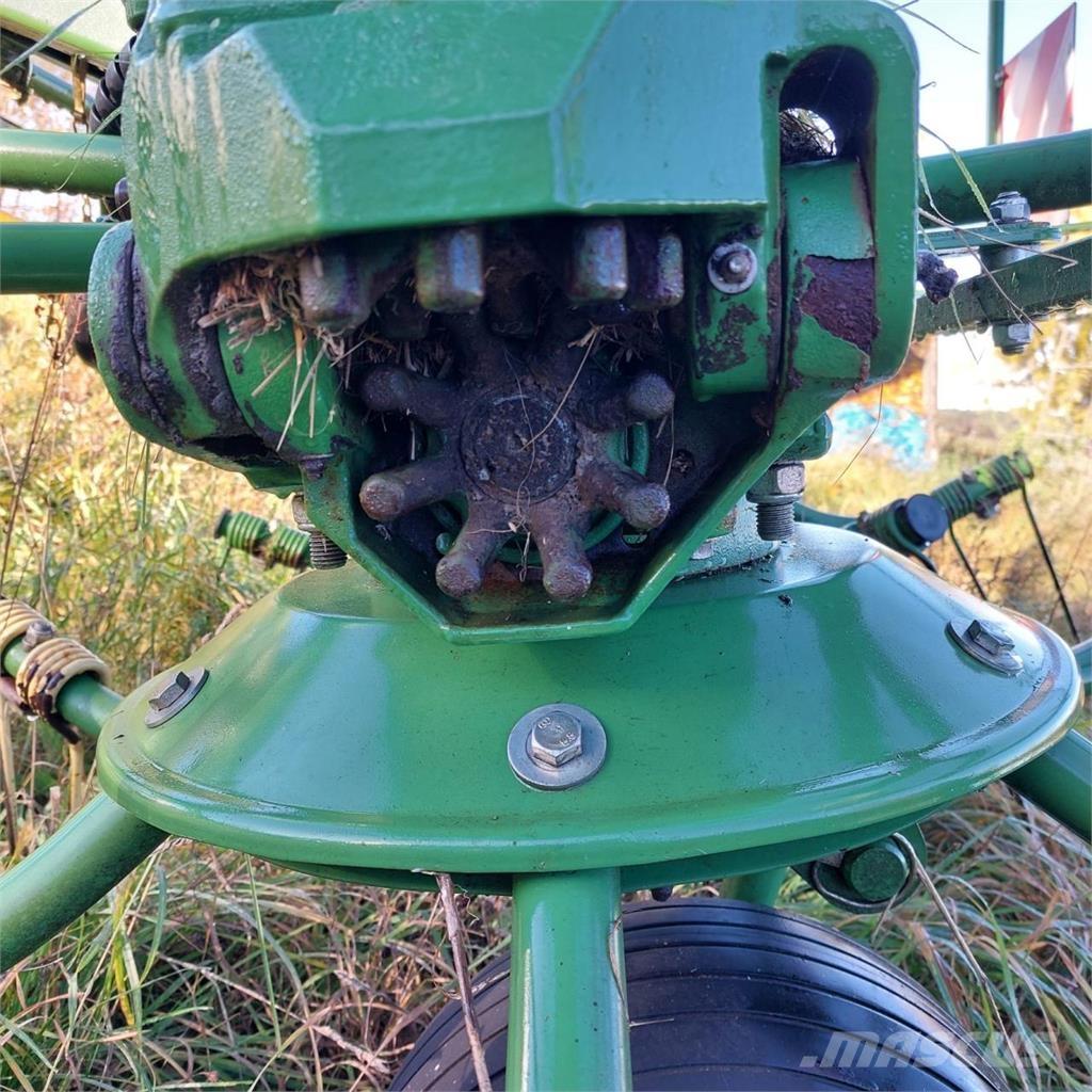 Krone KW 8.82/8 River og høvendere