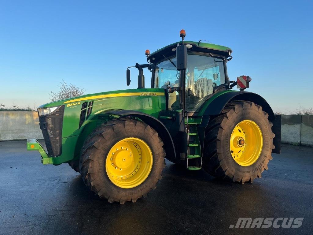 John Deere 8320 R Traktorer