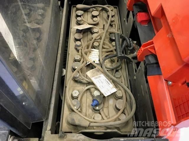 Toyota SWE 120 L Gaffelstabler med gående fører