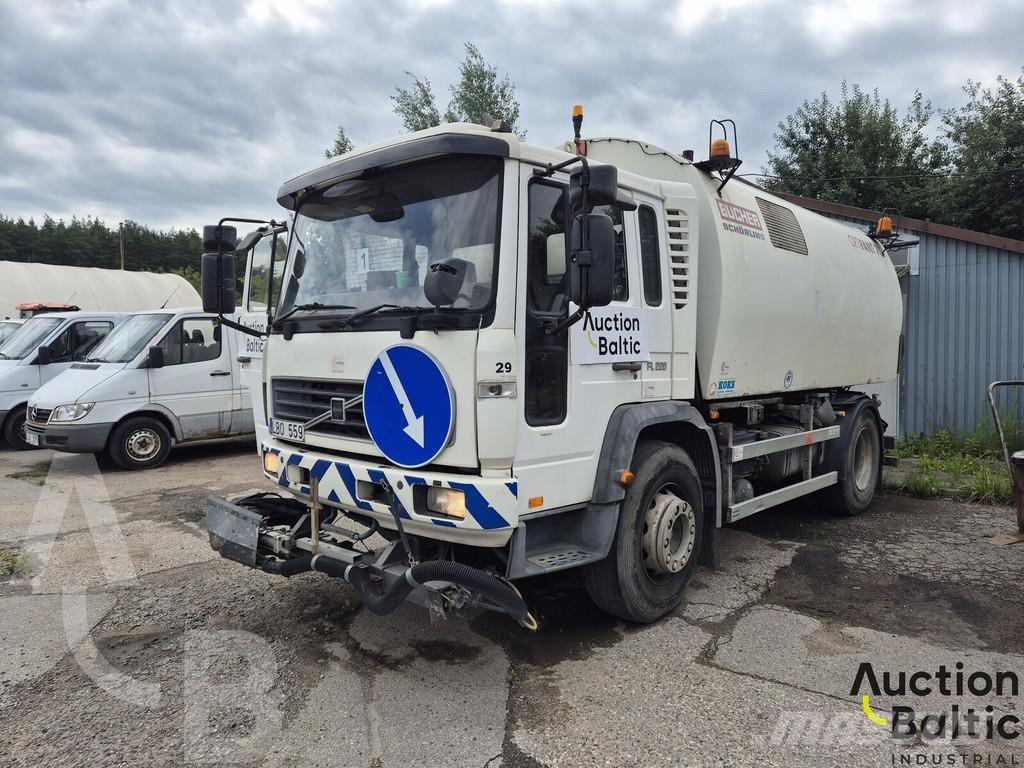 Volvo FL618 Fejemaskiner