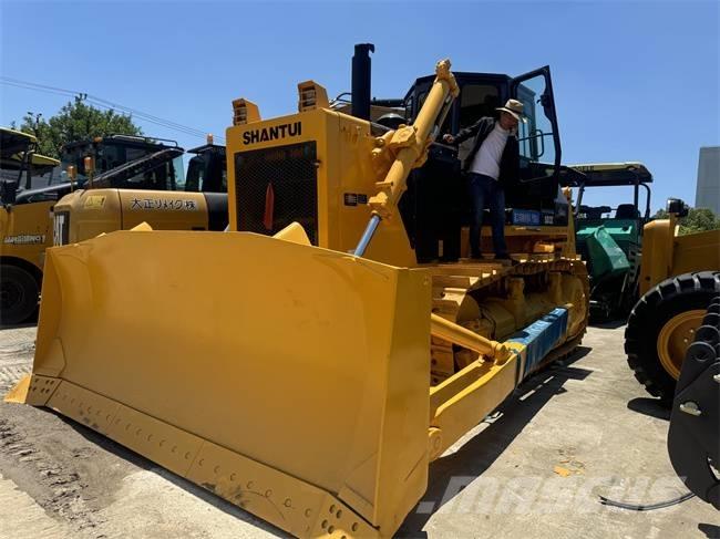 Shantui SD 32 Bulldozer på larvebånd