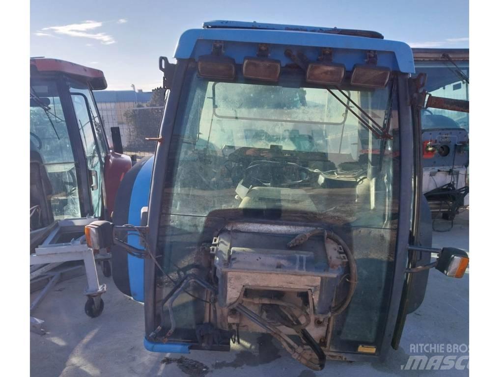 Landini Legend 115 Kabiner og interiør