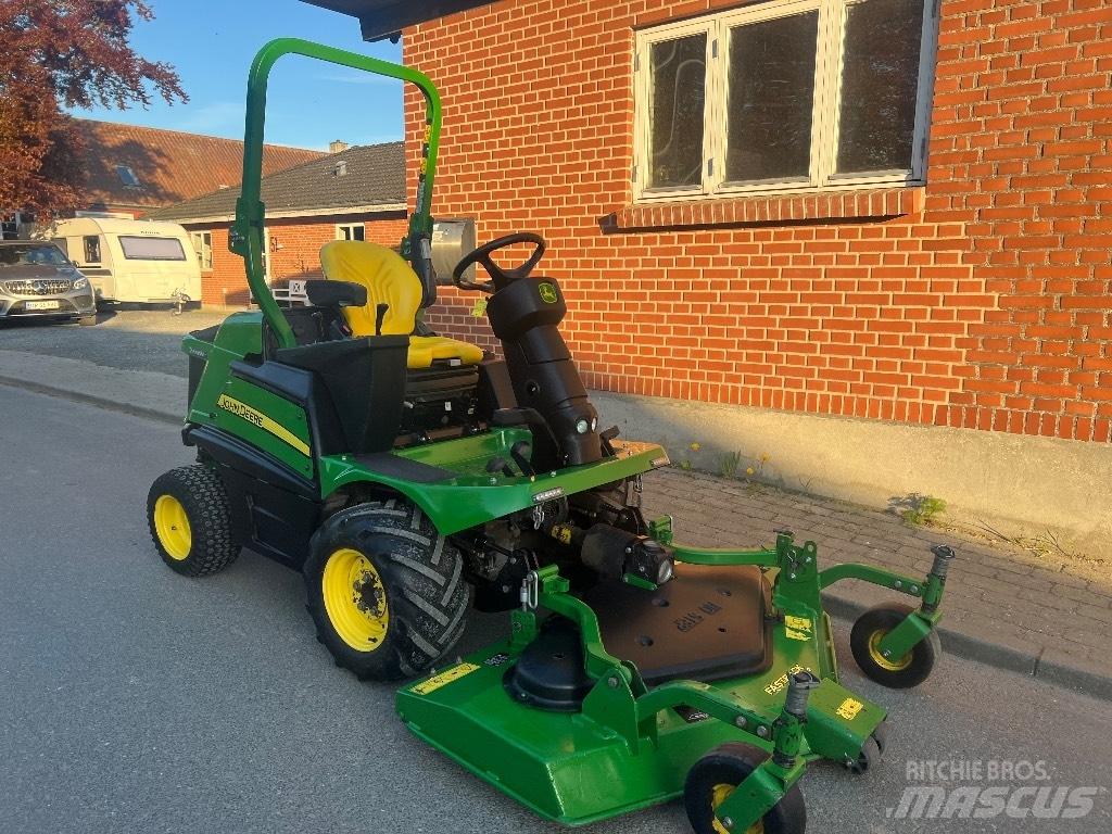 John Deere 1550 Traktorklippere