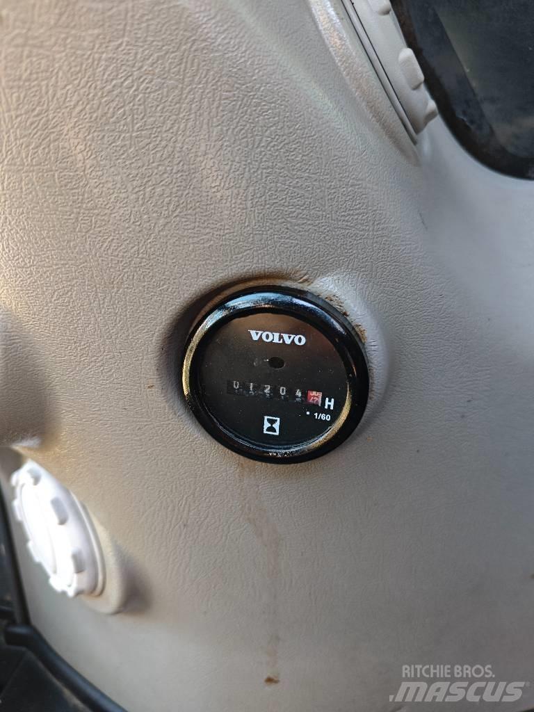 Volvo EC 250 D L Gravemaskiner på larvebånd