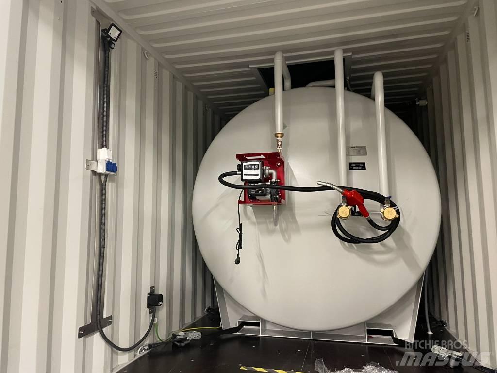  Diesel tank 2025 Brændstof- og tilsætningstank.