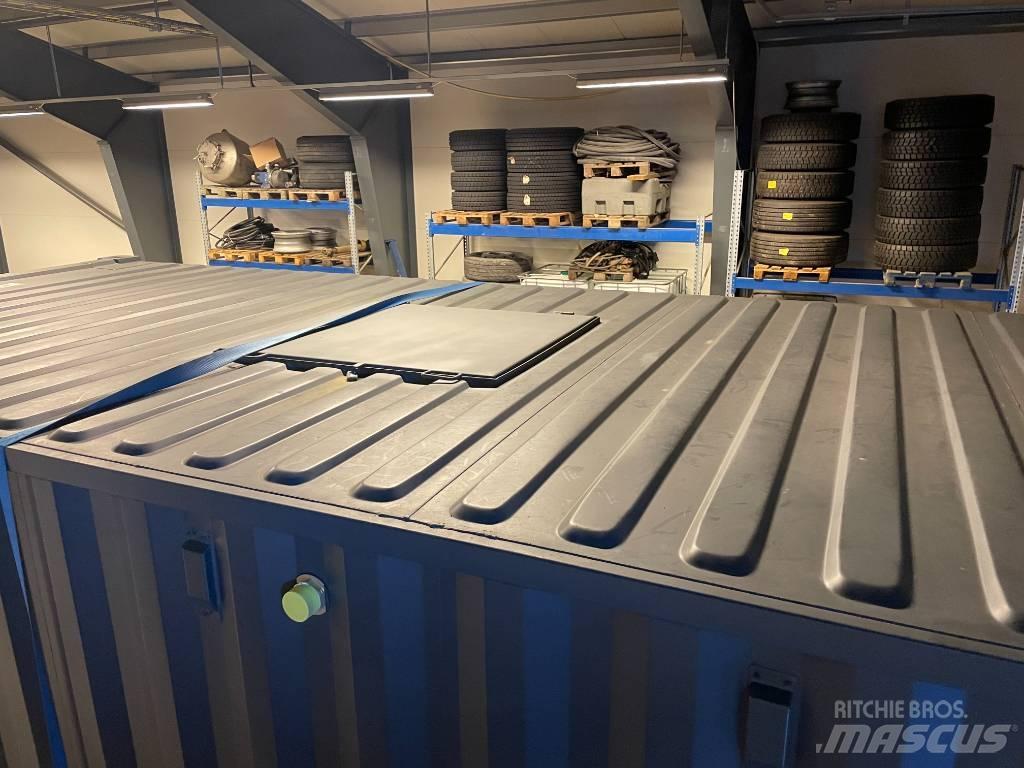  Diesel tank 2025 Brændstof- og tilsætningstank.