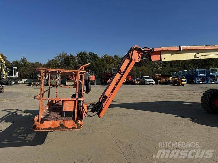 JLG 800AJ Bomlifte med knækarm
