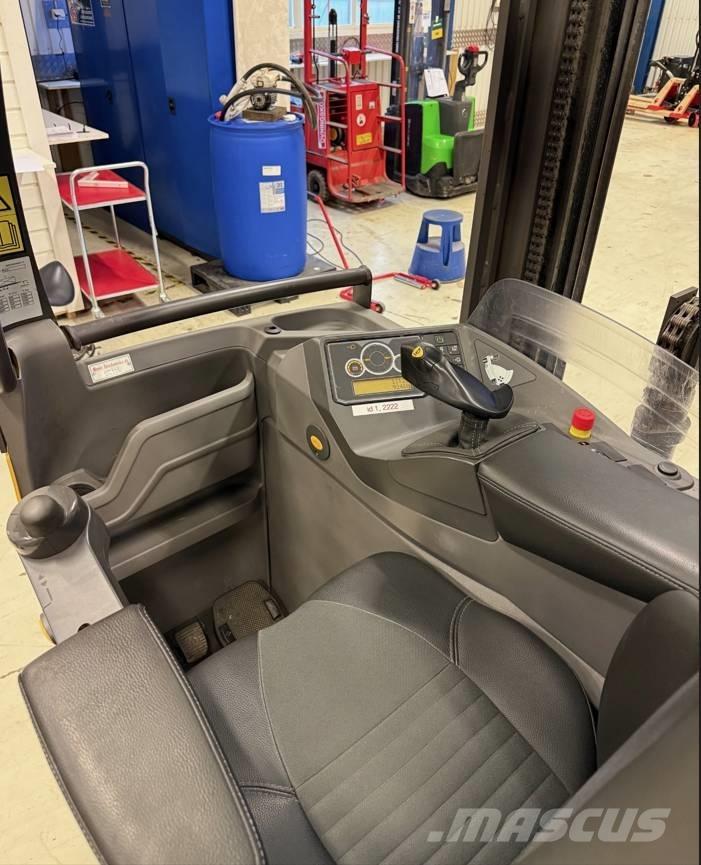 Atlet truck UMS160 Reachtruck