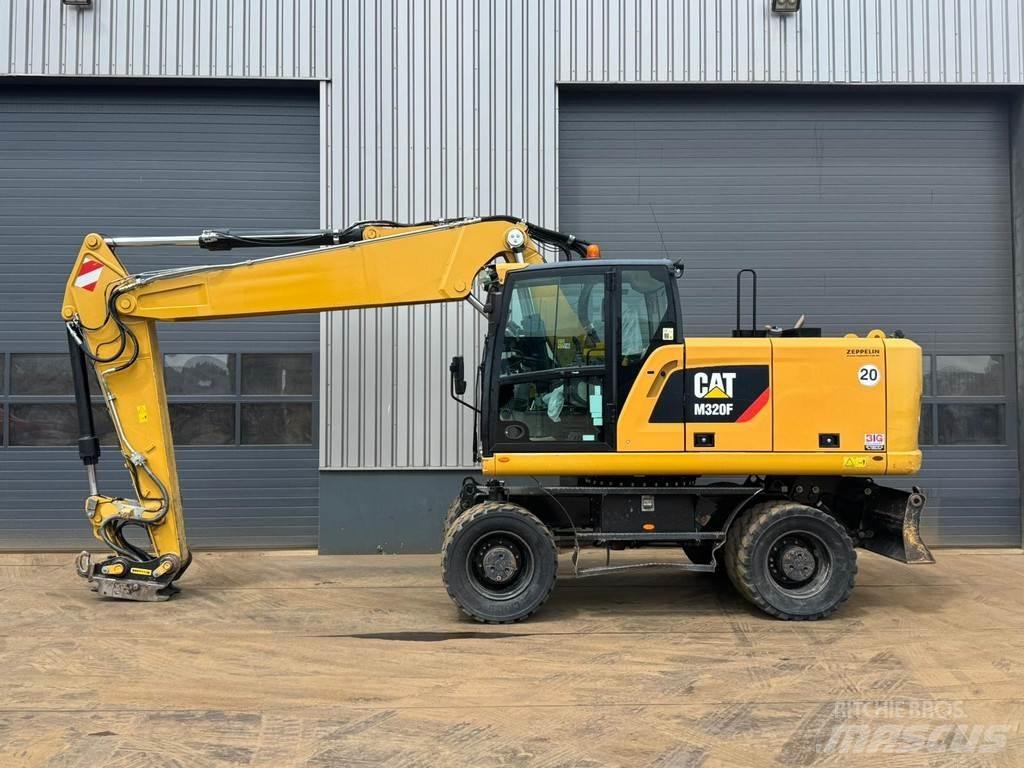 CAT M320F Gravemaskiner på hjul