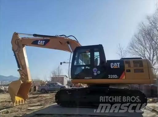 CAT 320D2 Gravemaskiner på larvebånd