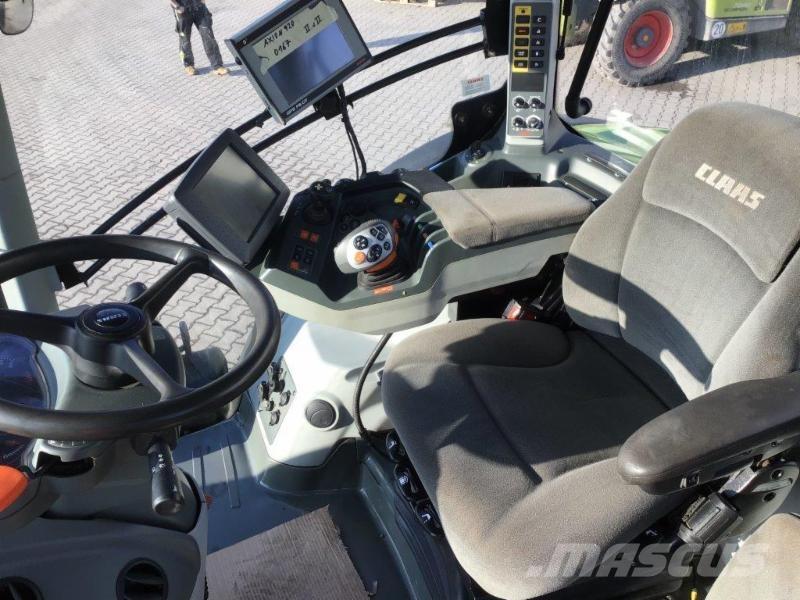 CLAAS AXION 920 Traktorer