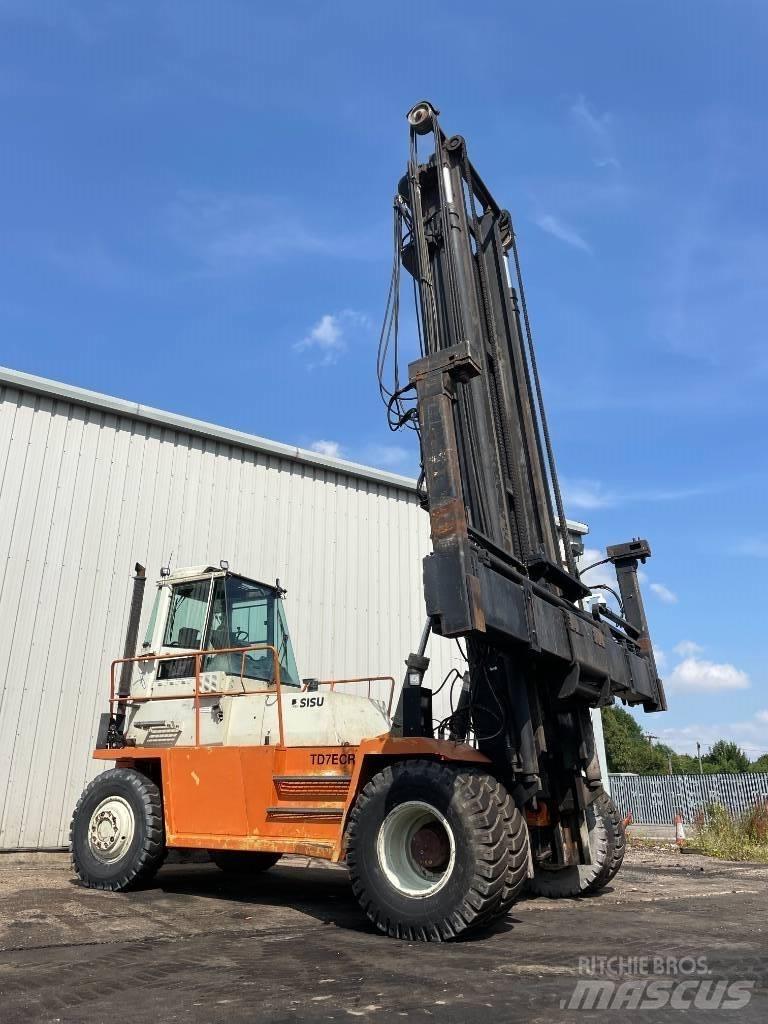 Valmet TD7ECR Gaffeltruck til containerhåndtering