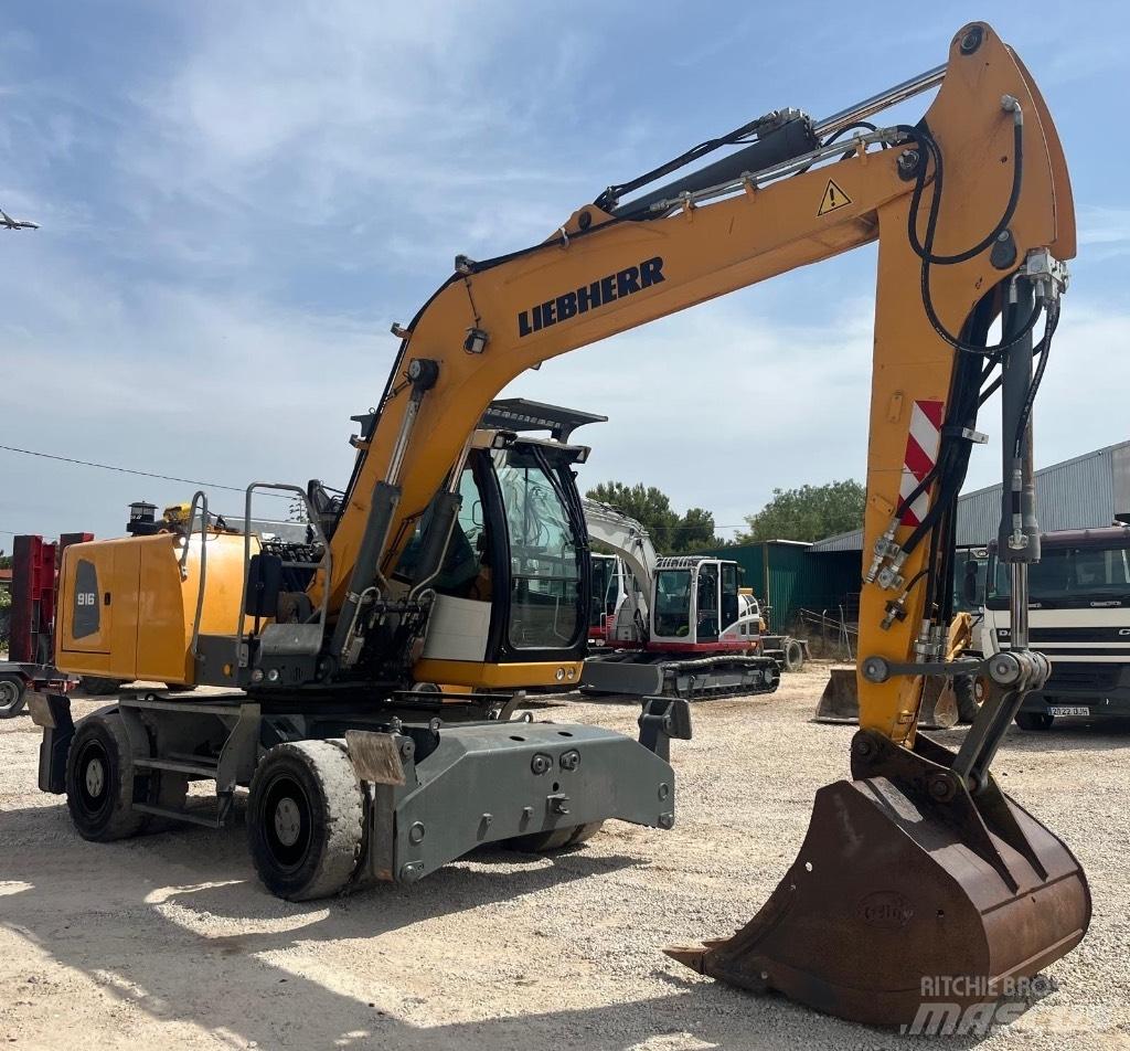 Liebherr A 916 Gravemaskiner på hjul