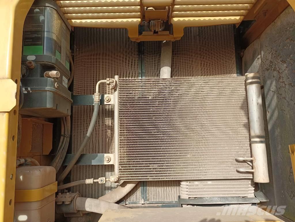 Komatsu PC 210 LC-8 Gravemaskiner på larvebånd