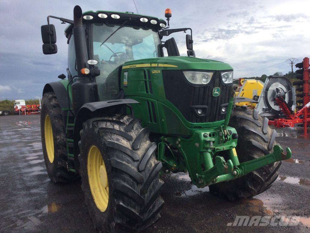 John Deere 6250R Traktorer