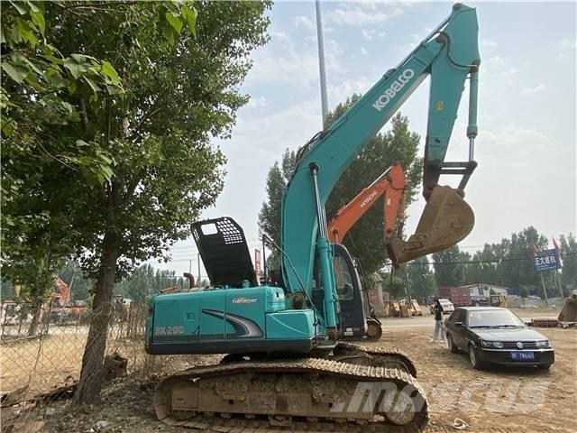 Kobelco SK200-10 Gravemaskiner på larvebånd