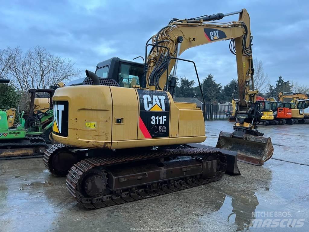 CAT 311F Gravemaskiner på larvebånd