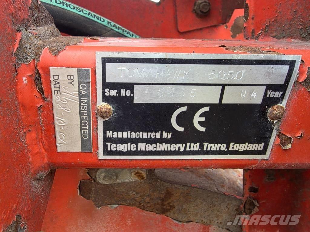 TEAGLE TOMAHAWK 5050 Balleskærere og -stablere
