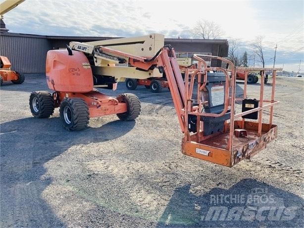 JLG 450 AJ Bomlifte med knækarm