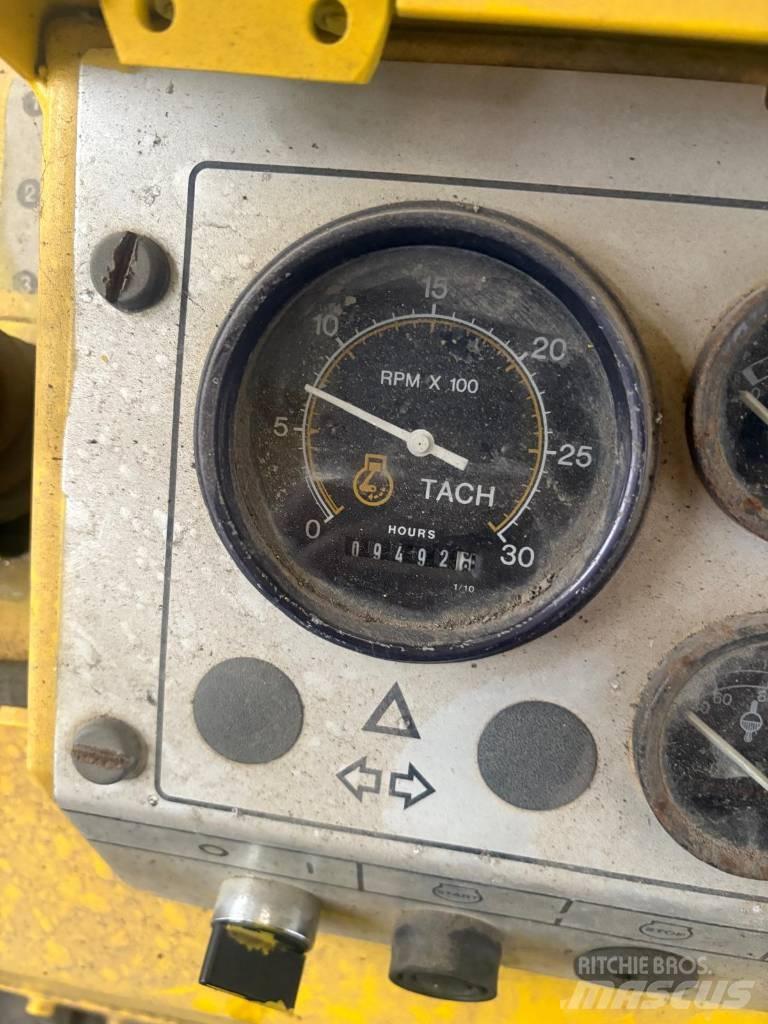 Dynapac CP 271 Tromle med luftdæk