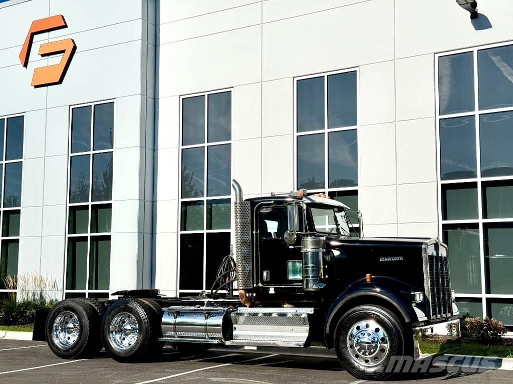 Kenworth W 900 Trækkere