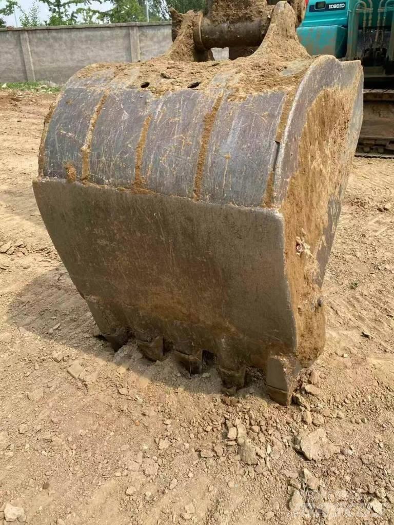 Kobelco SK140 Gravemaskiner på larvebånd