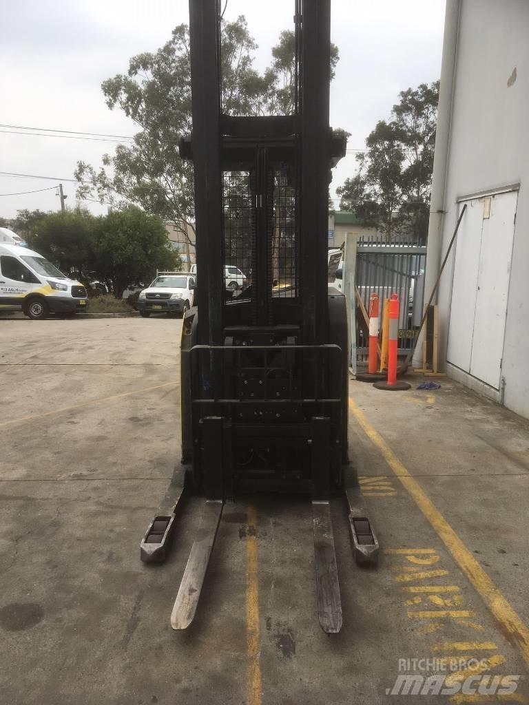 Hyster N35ZDR Reachtruck