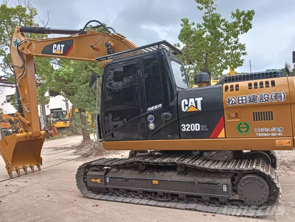 CAT 320 D2 Gravemaskiner på larvebånd