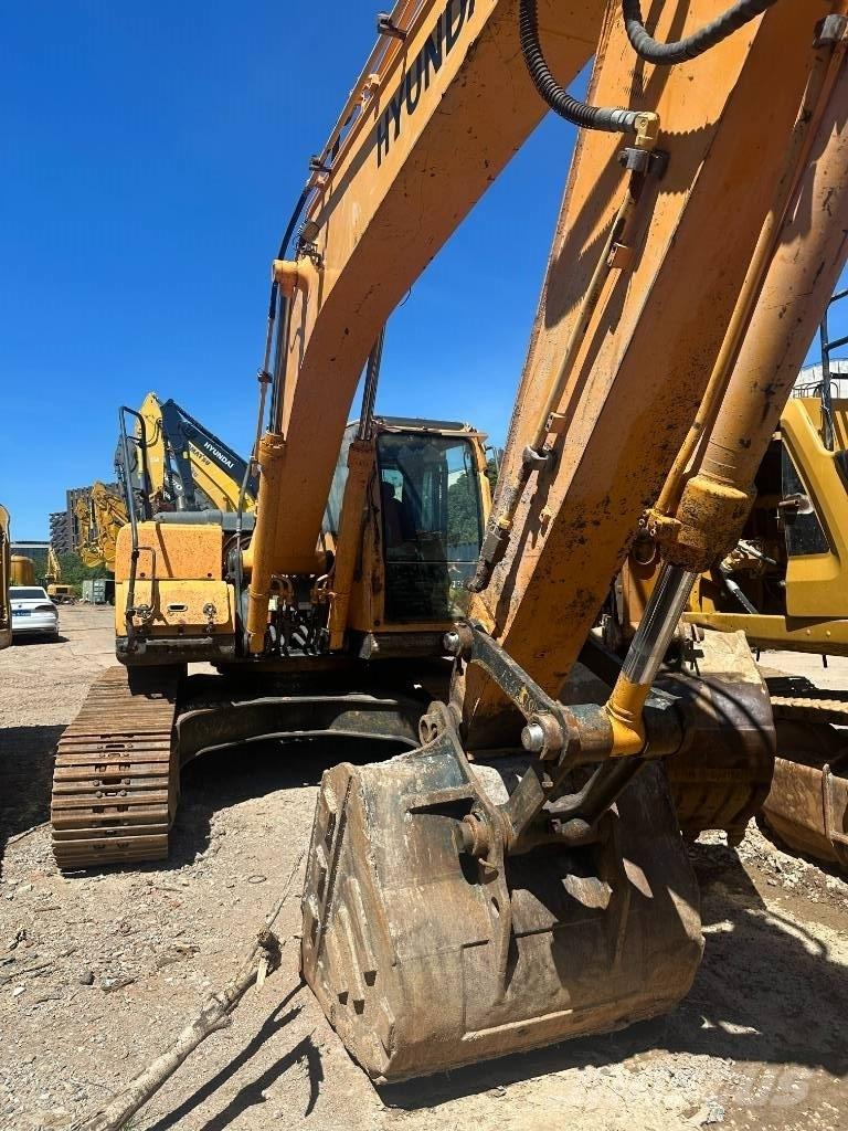 Hyundai 220LC-9S Midi-gravemaskiner 7t - 12t