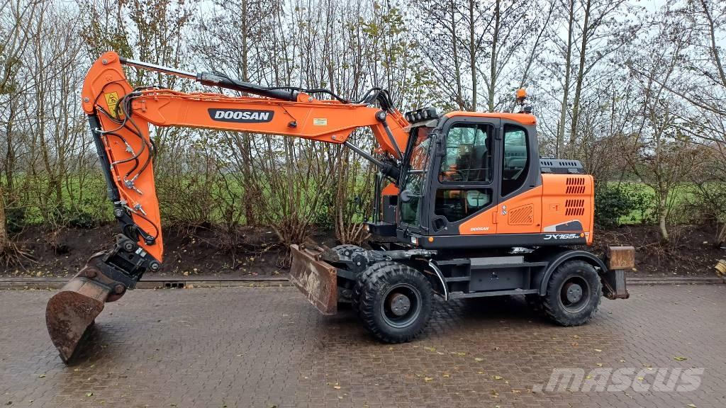 Doosan DX 165 W-5 Gravemaskiner på hjul