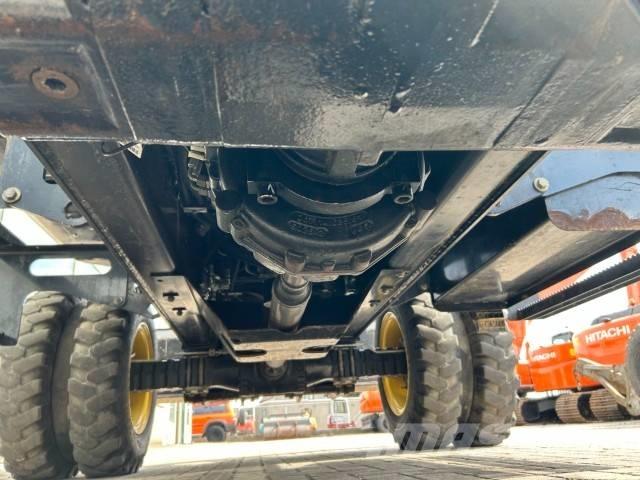 Yanmar TW 110 W Gravemaskiner på hjul