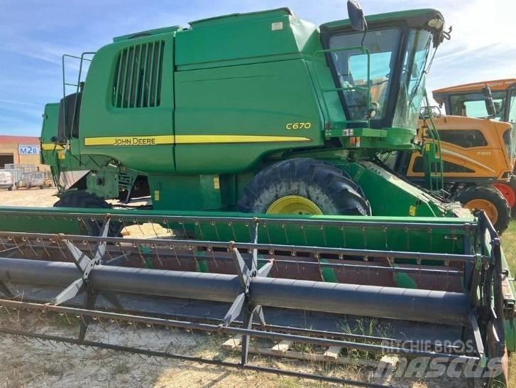 John Deere C 670 Mejetærskere