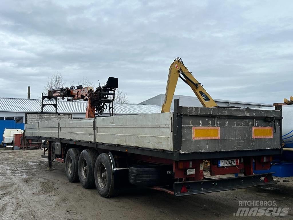 Schmitz SPR 24 Semi-trailer med Gardinsider
