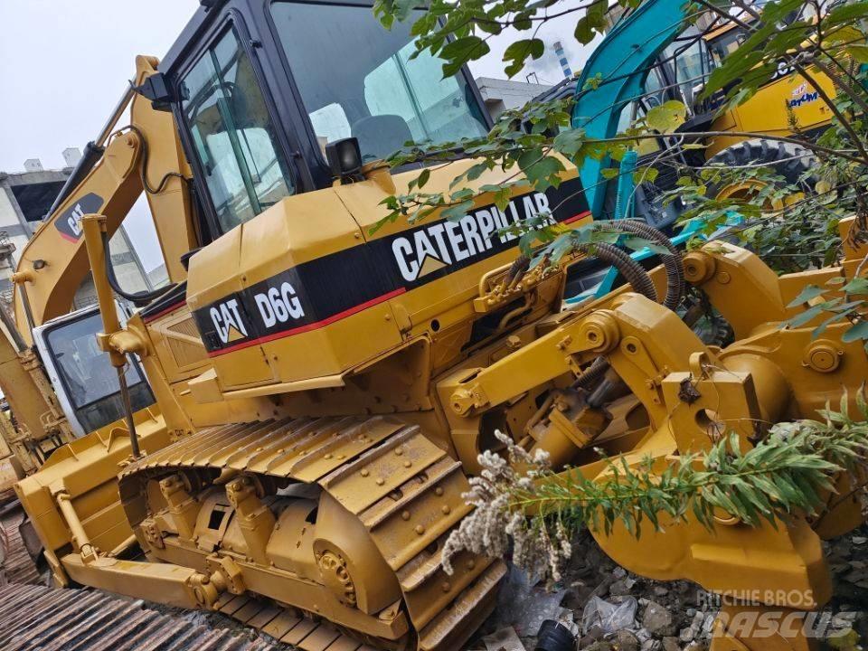 CAT D6G Bulldozer på larvebånd