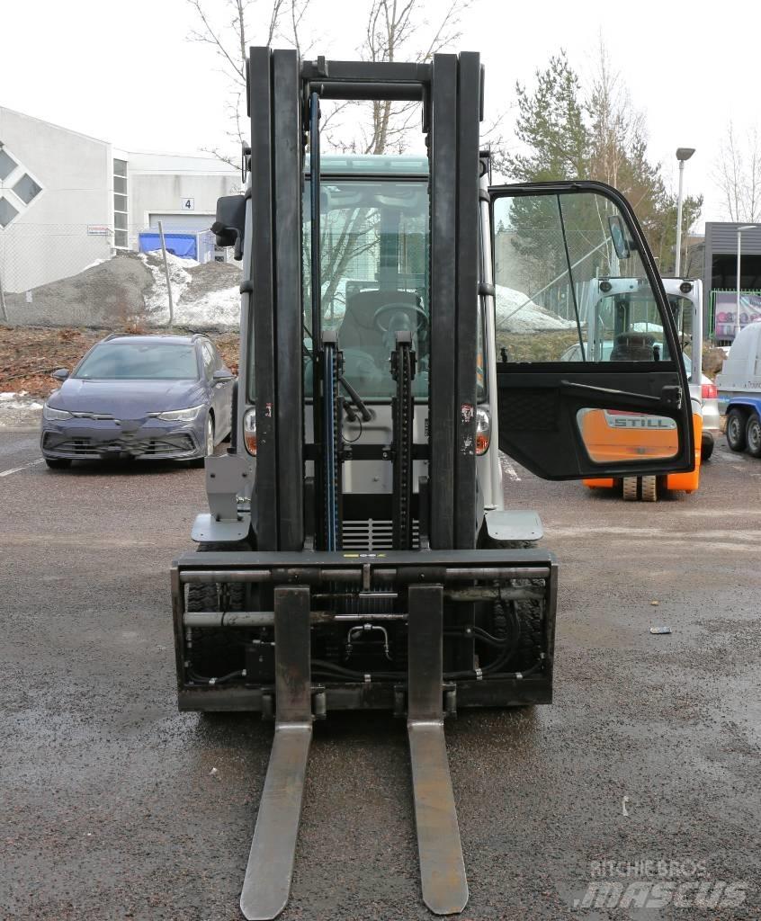 Still RX70-40 Diesel gaffeltrucks