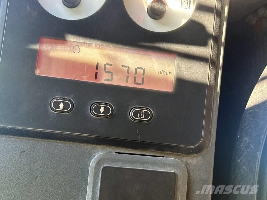 CAT 246 C Minilæsser - skridstyret