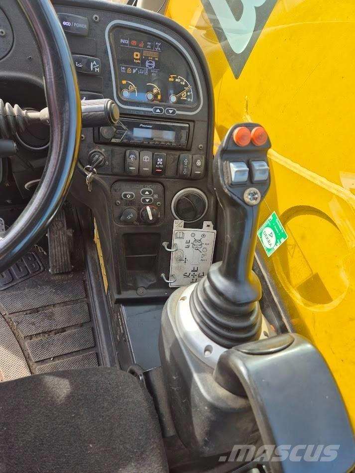JCB 541-70 Teleskoplæssere til landbrug