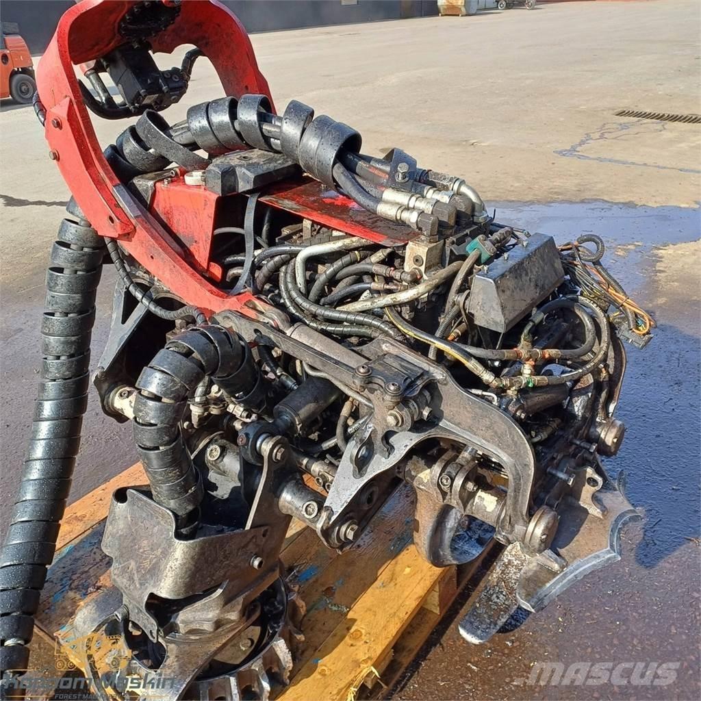 Komatsu C124 Skæreborde