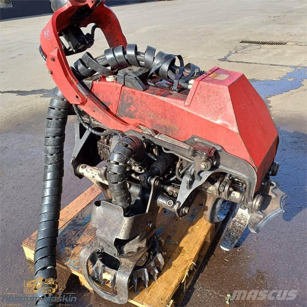 Komatsu C124 Skæreborde