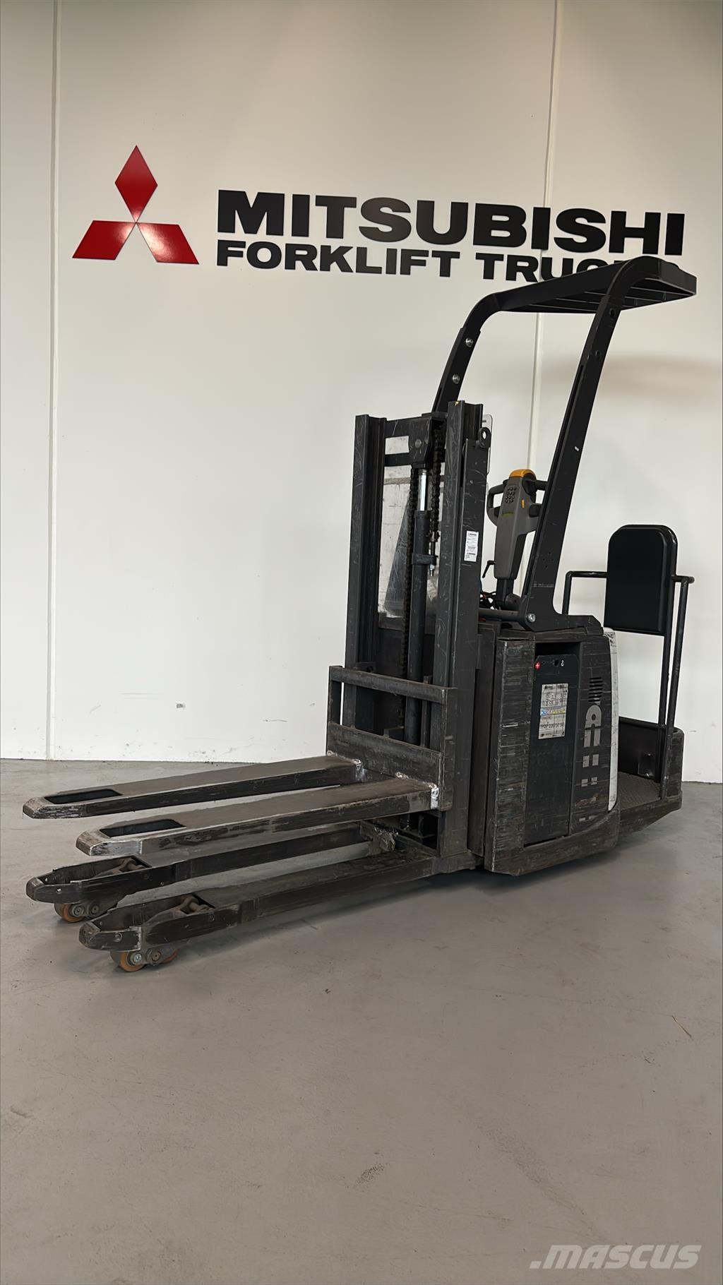 Atlet PDP200 Selvkørende stablere